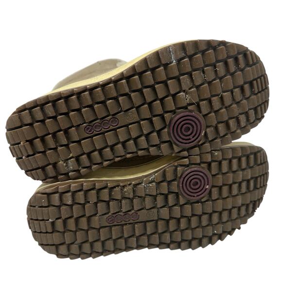 ECCO Trace HydroMax Lace Up Snow Boot Women 37 US 6-6.5 Fur Insulated Beige Tan - Picture 8 of 9